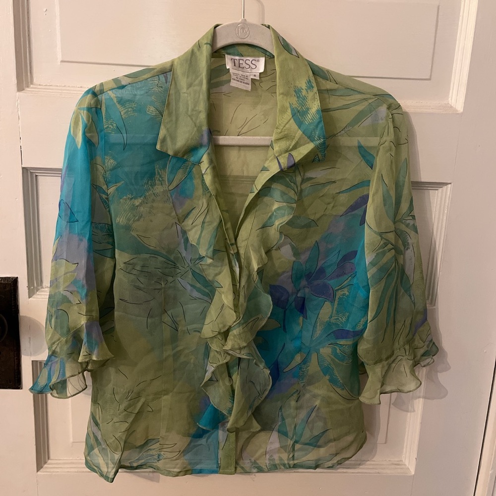 TESS Vintage Button-Up Blouse